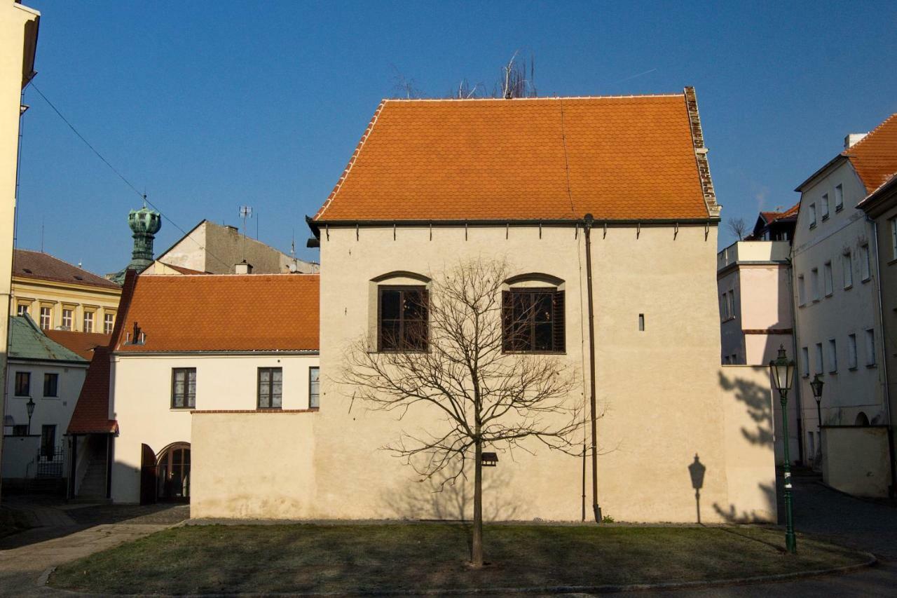 Apartman U Gotickeho Dvojcete Litomerice Exterior photo