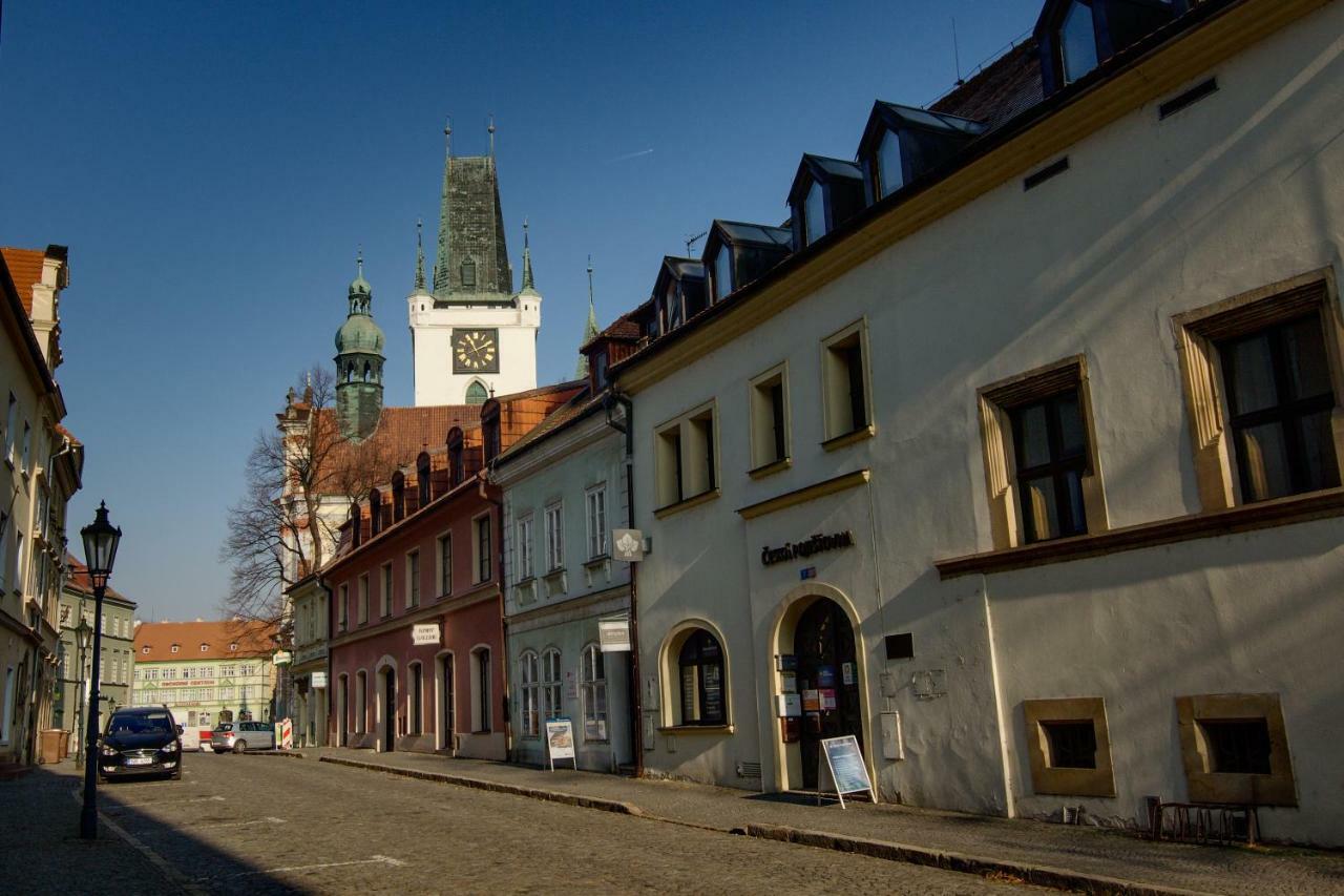 Apartman U Gotickeho Dvojcete Litomerice Exterior photo